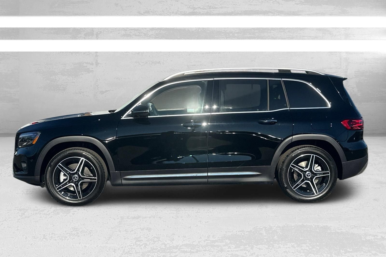 New 2026 Black Mercedes-Benz GLB 250 image 7