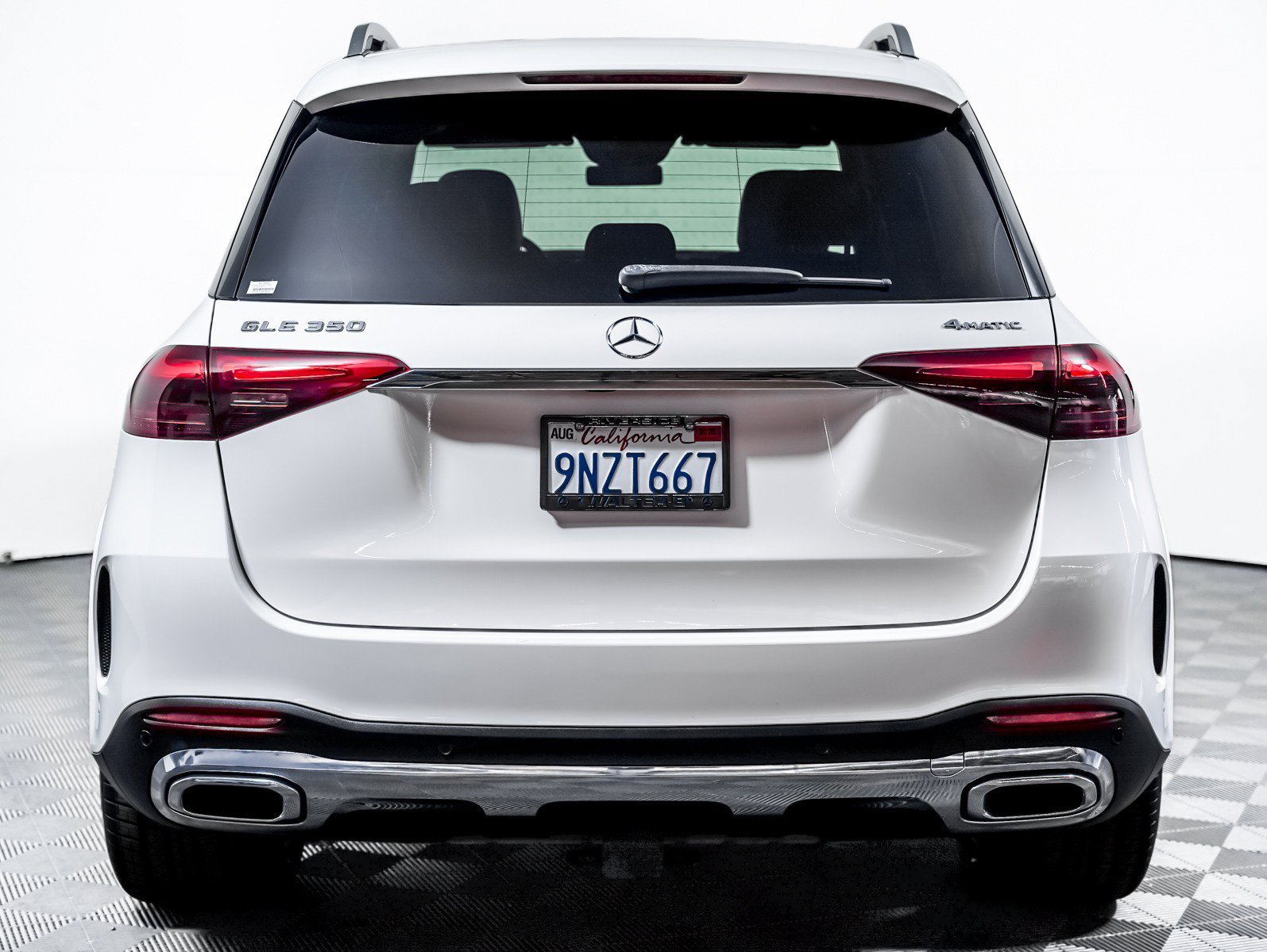 Certified Used 2024 Polar White Mercedes-Benz GLE 350 4MATIC® SUV image 10