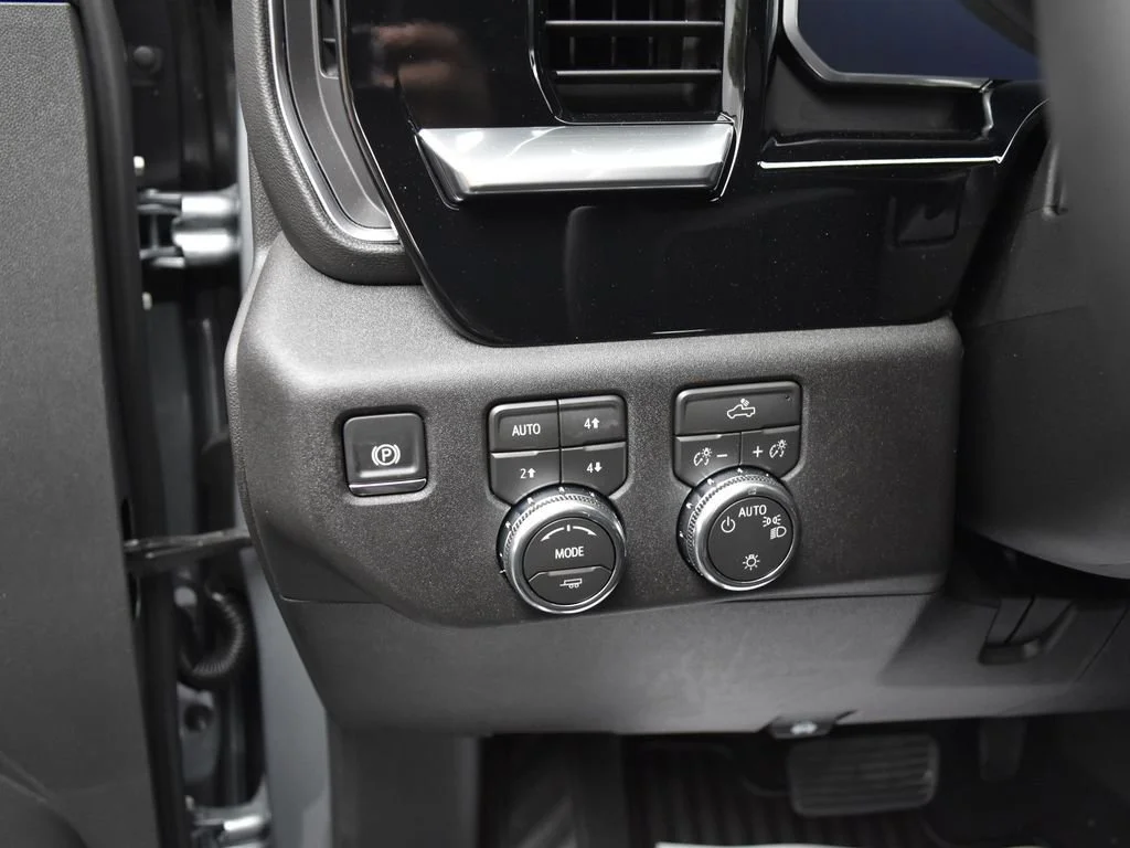2026 GMC Sierra 1500 SLE - Photo 15