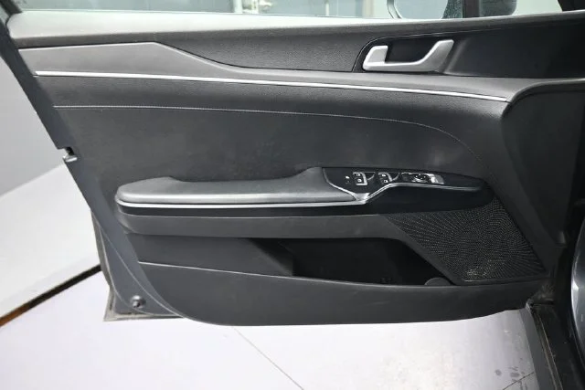 Used 2022 Gray Kia LXS image 21