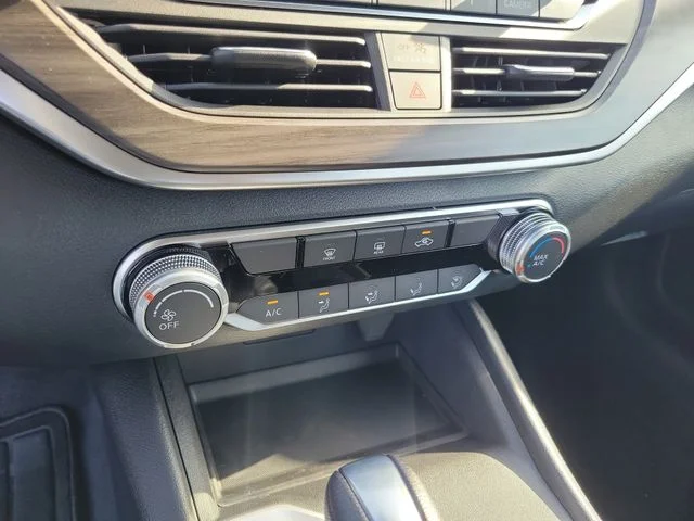 New 2026 White Nissan 2.5 SV image 25