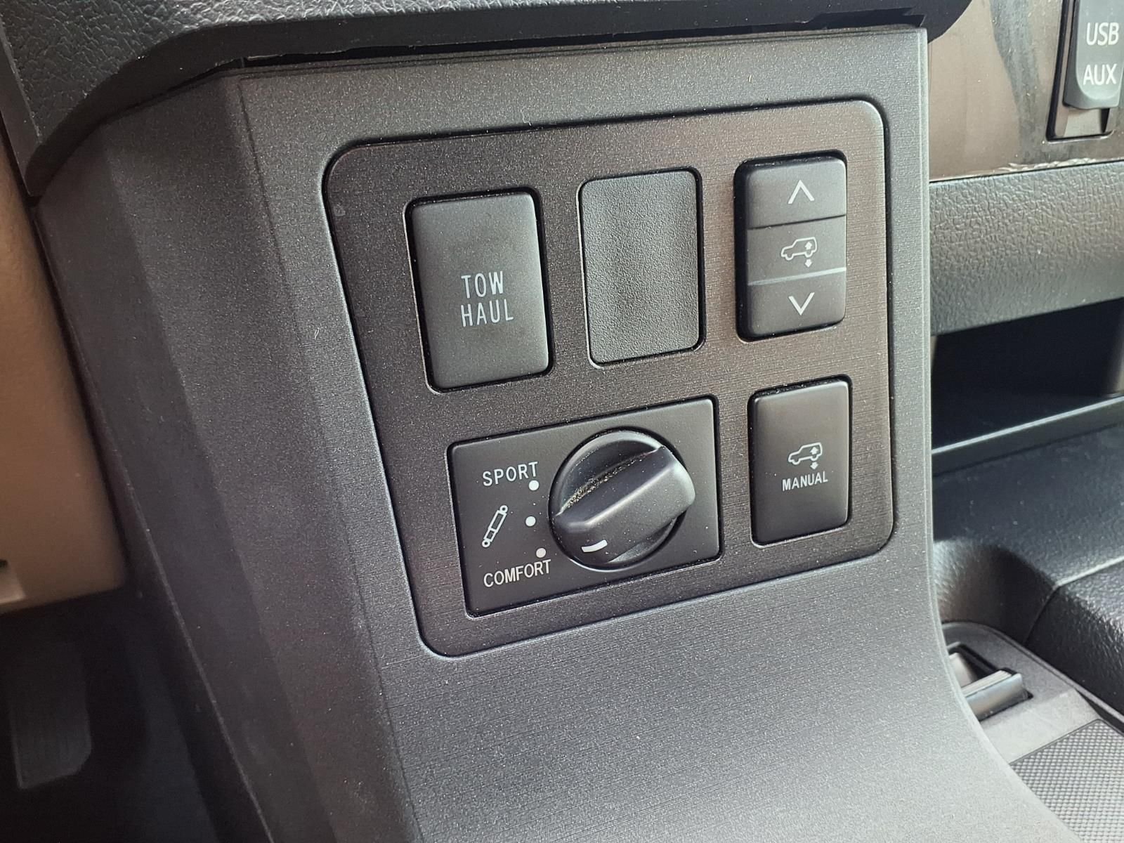 Certified Used 2019 Shoreline Mist Toyota Platinum image 23