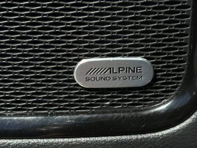 Used 2023 Silver Jeep High Altitude image 33