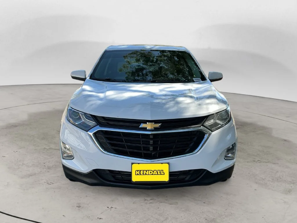Used 2019 SUMMIT WHITE Chevrolet LT image 2