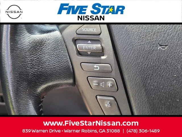 Used 2020 Black Nissan SL image 28
