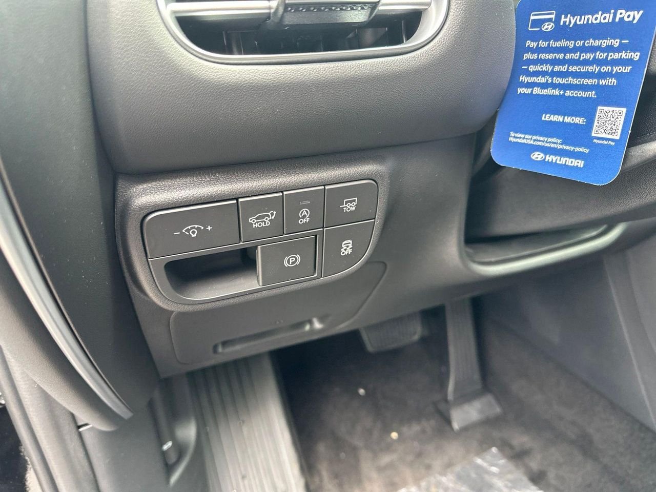New 2026 Black Hyundai SEL Premium AWD image 104