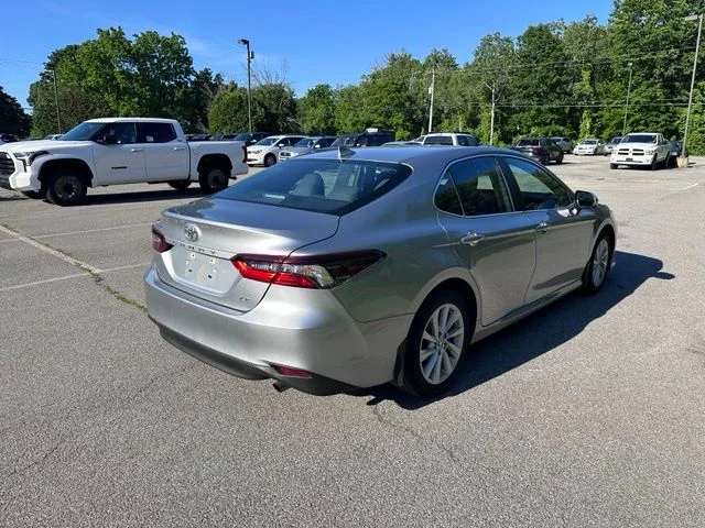 Used 2022 Silver Toyota LE image 3