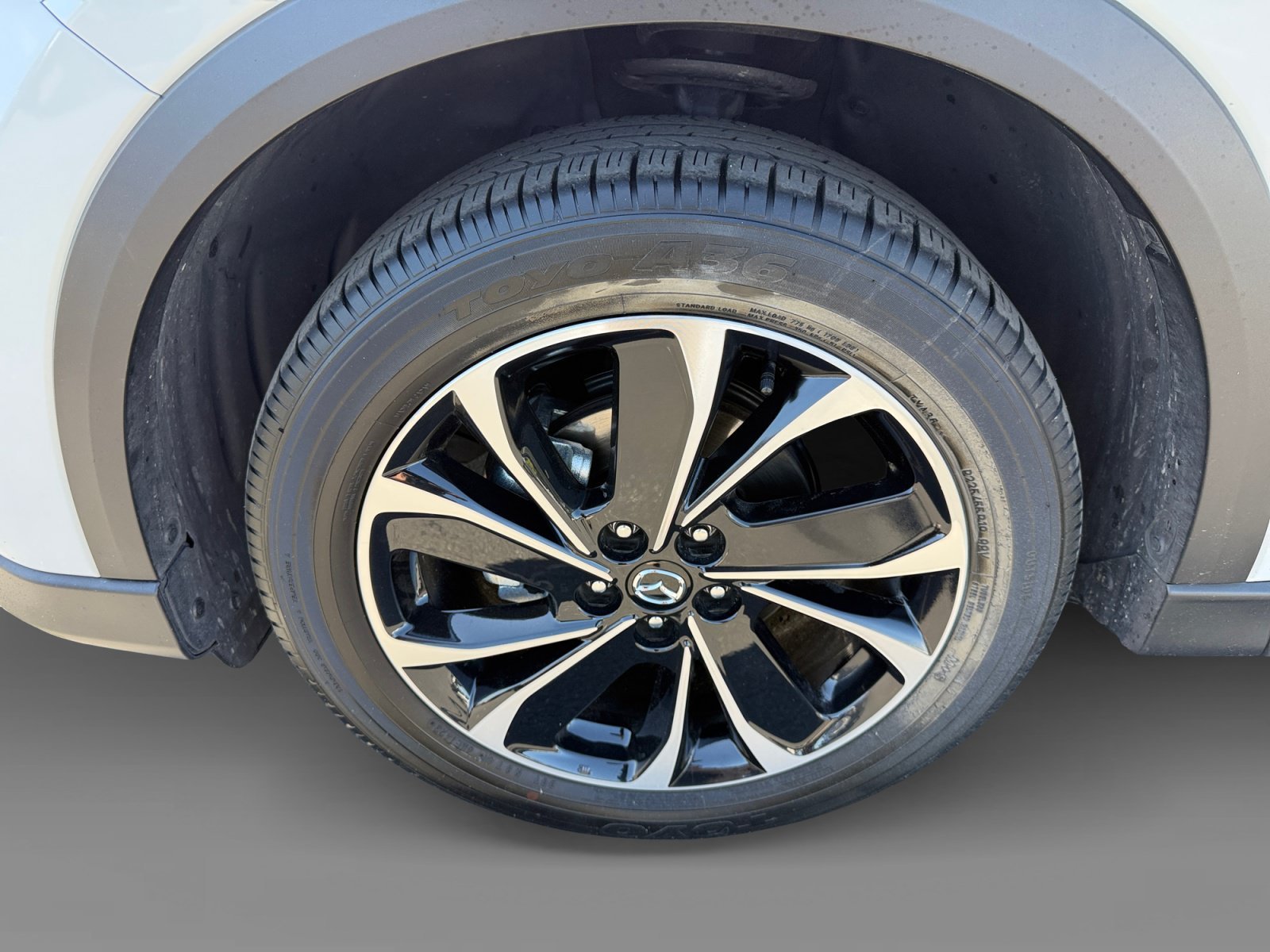 Used 2023 White Metallic Mazda 2.5 S Premium Package image 9