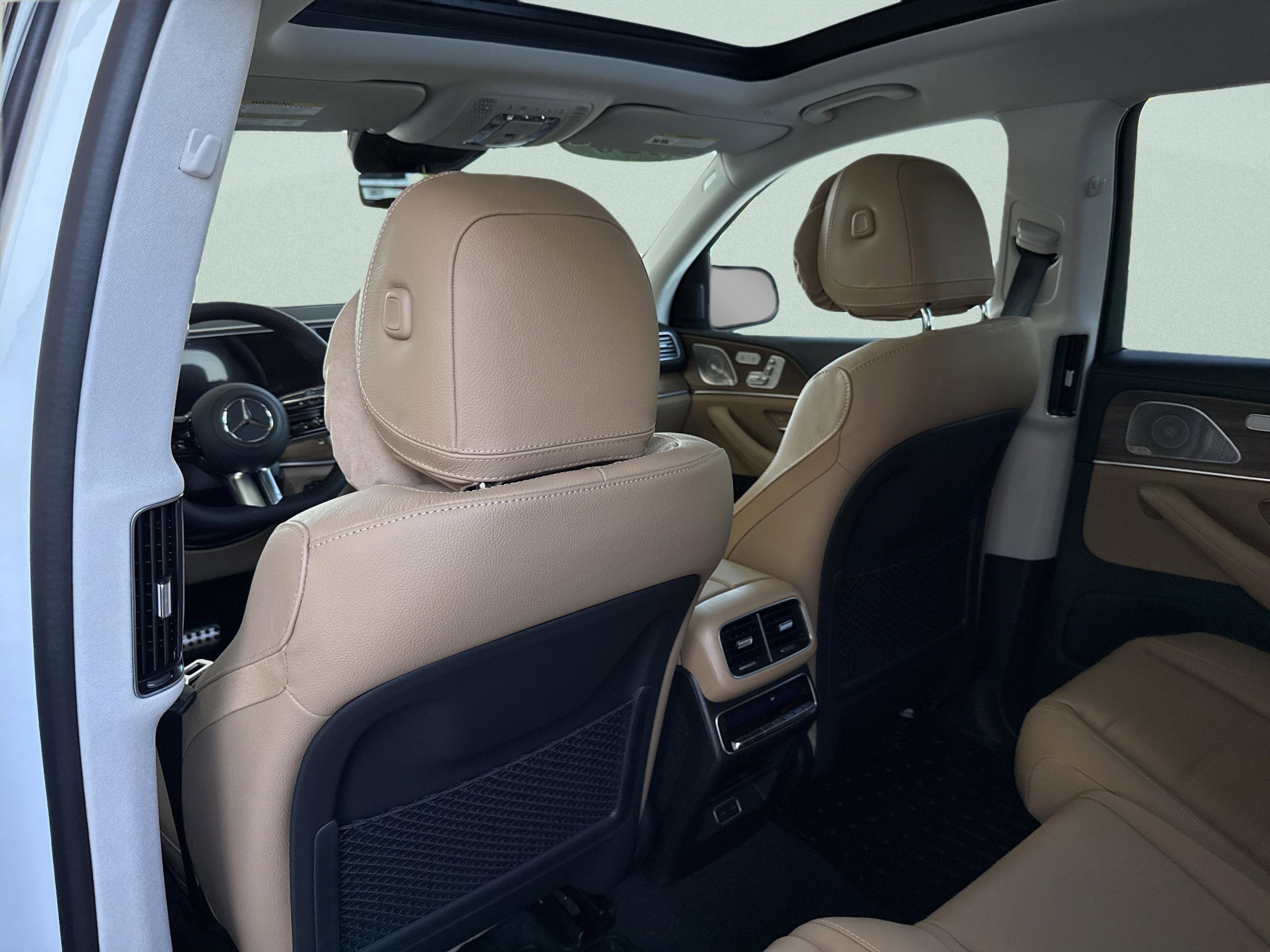 Certified Used 2026 Polar White Mercedes-Benz GLS 450 image 29