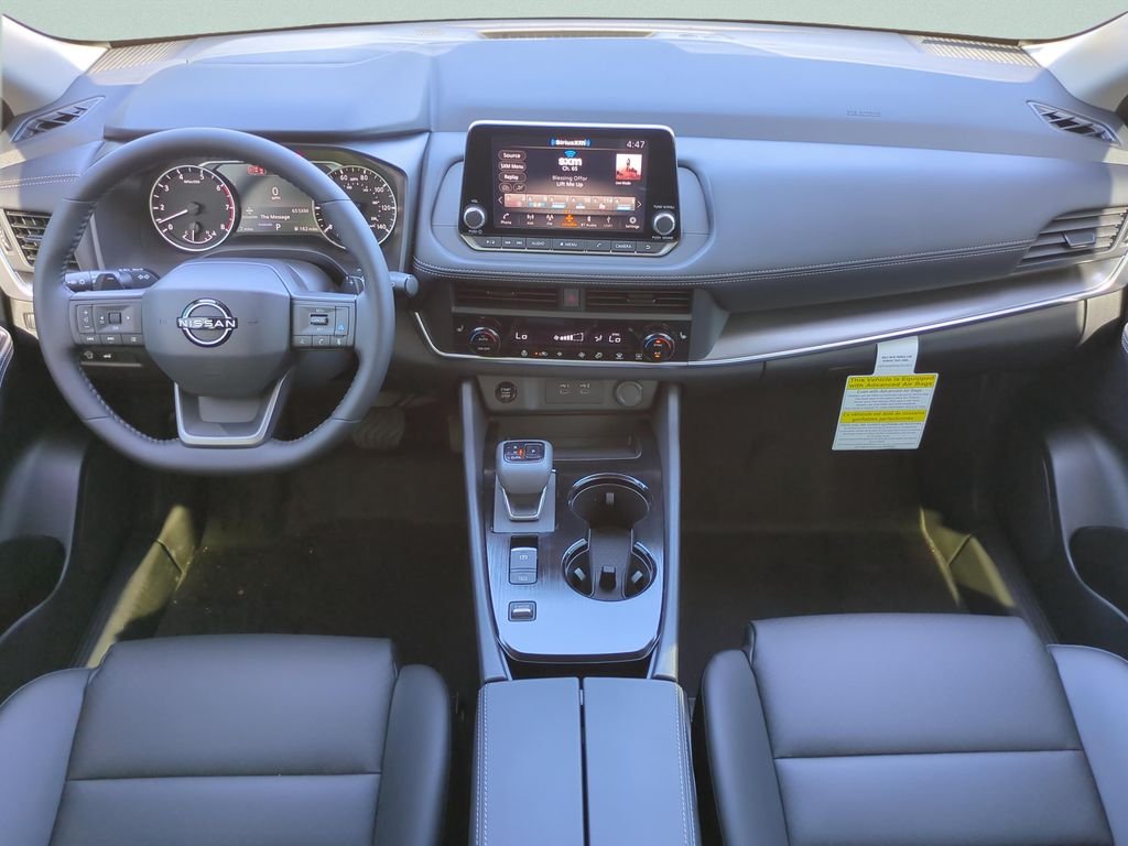 New 2026 Everest White Pearl TriCoat Nissan Dark Armor™ image 30