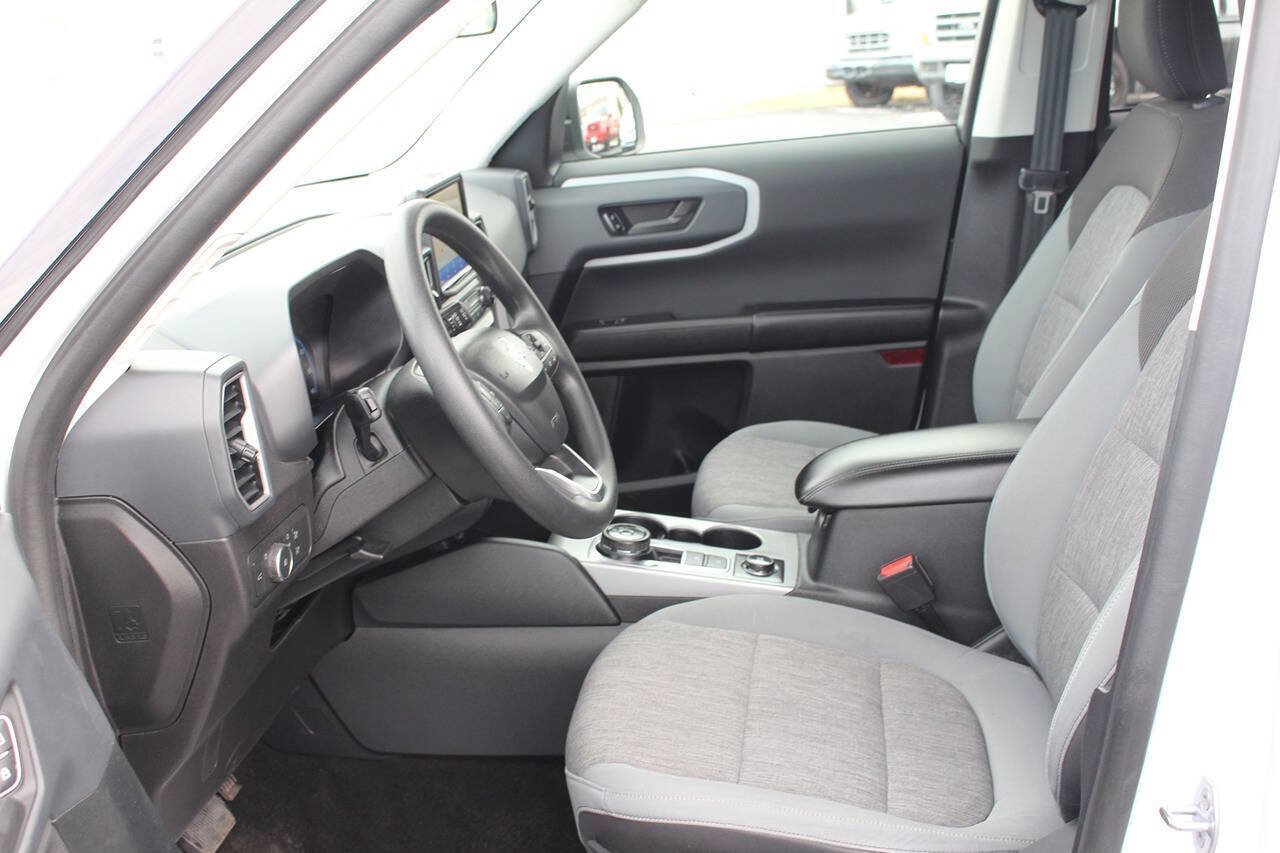 Used 2021 Oxford White Ford Big Bend AWD 4dr SUV image 9
