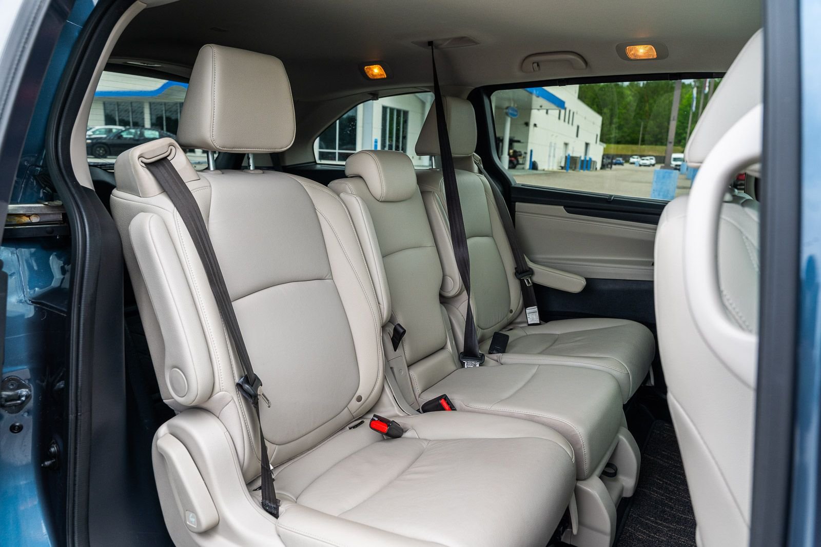 2025 Honda Odyssey EX-L - Photo 14