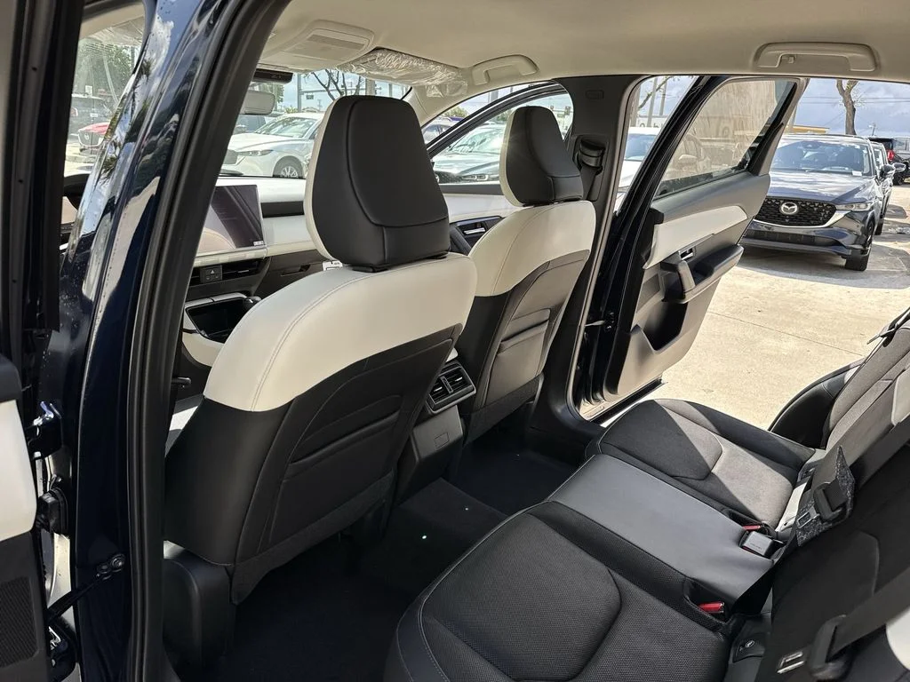 New 2026 Navy Blue Mazda 2.5 S Preferred AWD image 34