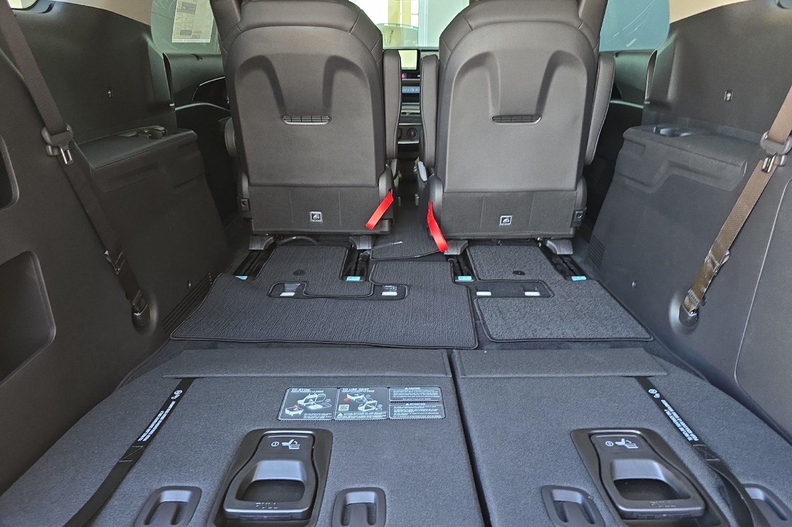 2026 Kia Carnival SX Prestige - Photo 11