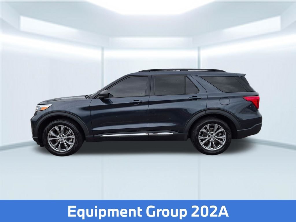 Used 2023 Blue Ford XLT image 2