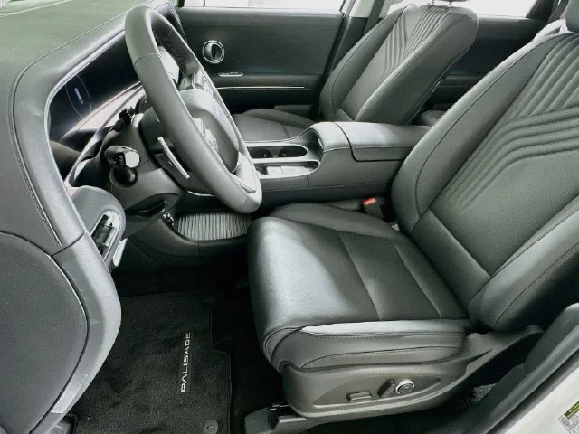 New 2027 White Hyundai Blue SEL Premium image 9