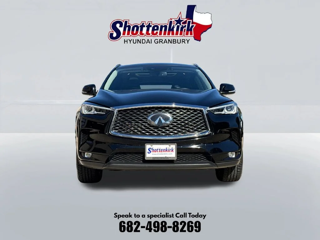 Used 2020 Black Obsidian INFINITI LUXE image 2