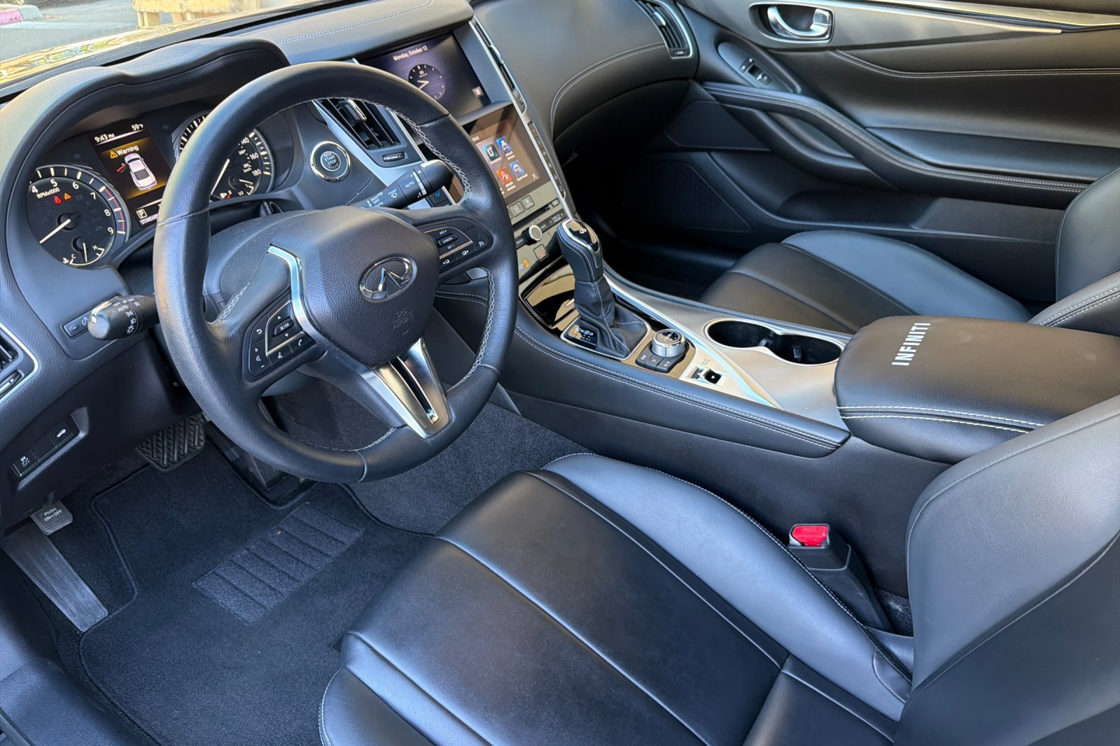 Used 2022 Black Obsidian INFINITI PURE image 11