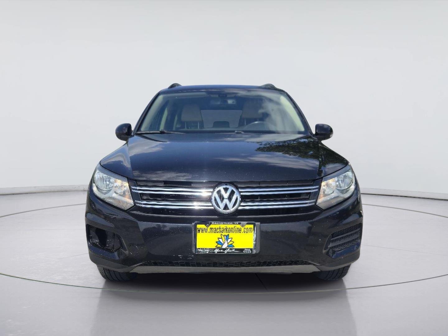 Used 2017  VOLKSWAGEN  image 8