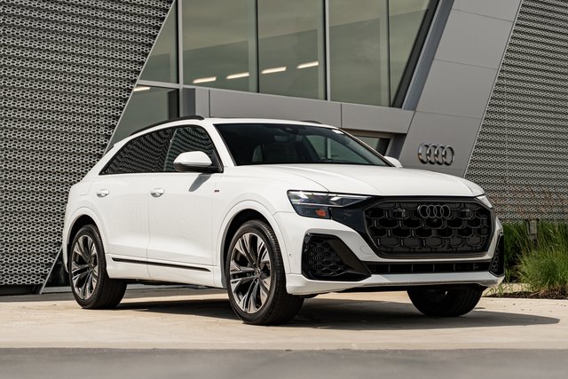 2026 Audi Q8 Premium Plus