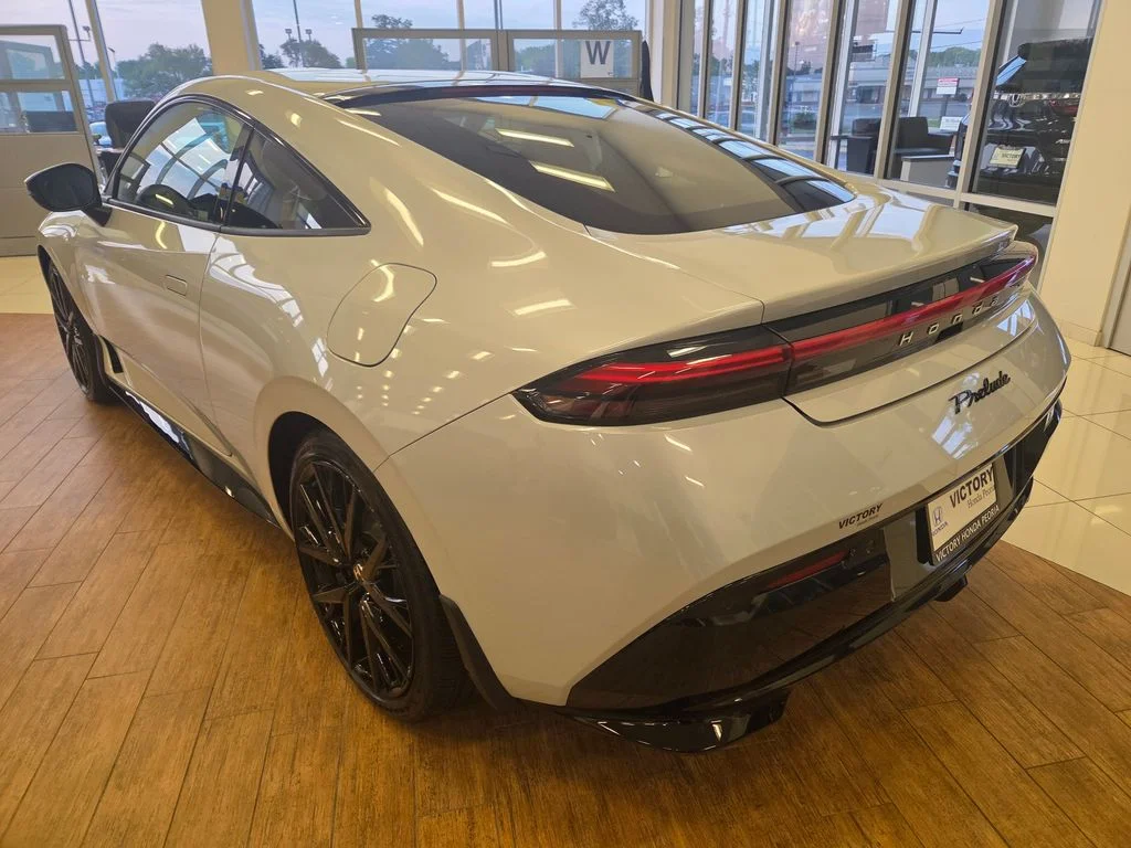 New 2026 Winter Frost Pearl Honda Hybrid image 7