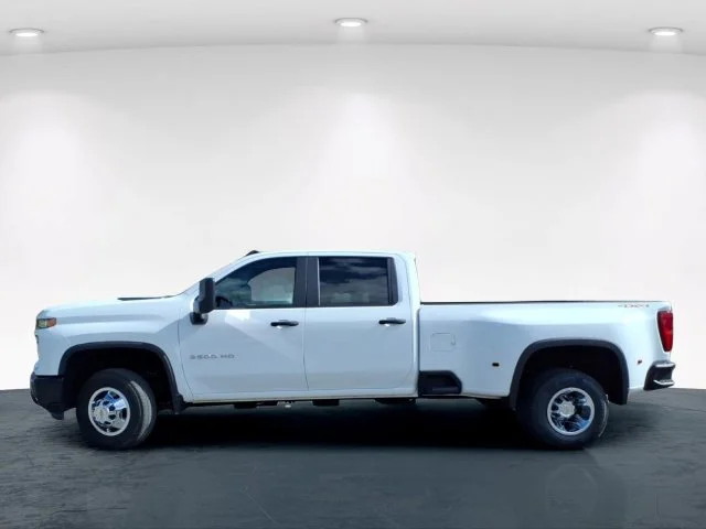 Used 2024 White Chevrolet Work Truck image 14