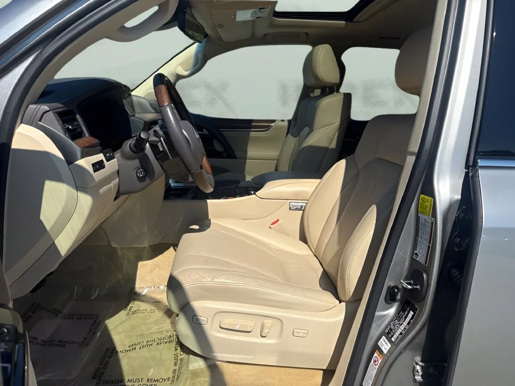 Used 2019 Silver Lexus 570 image 9