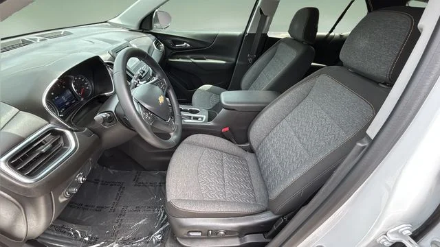 Used 2024 White Chevrolet LT image 18