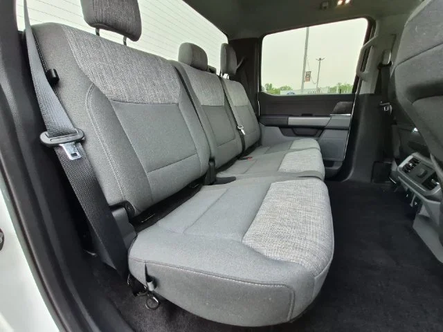 Used 2022 White Ford XLT image 33