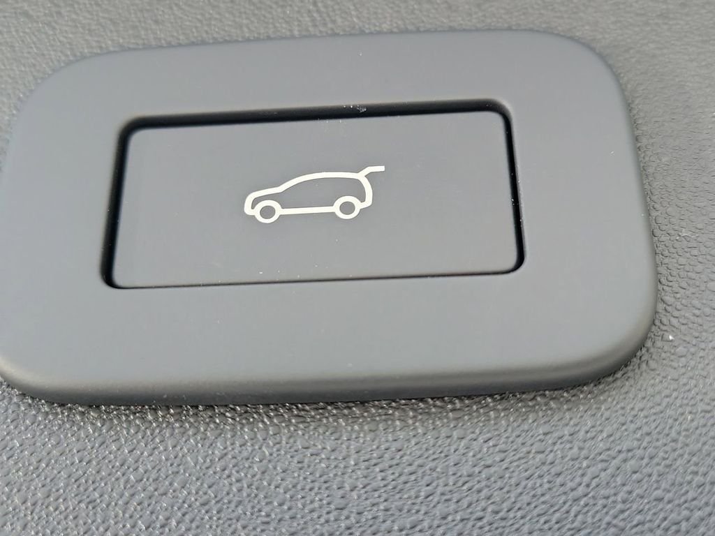 2025 Land Rover Discovery Sport S - Photo 12