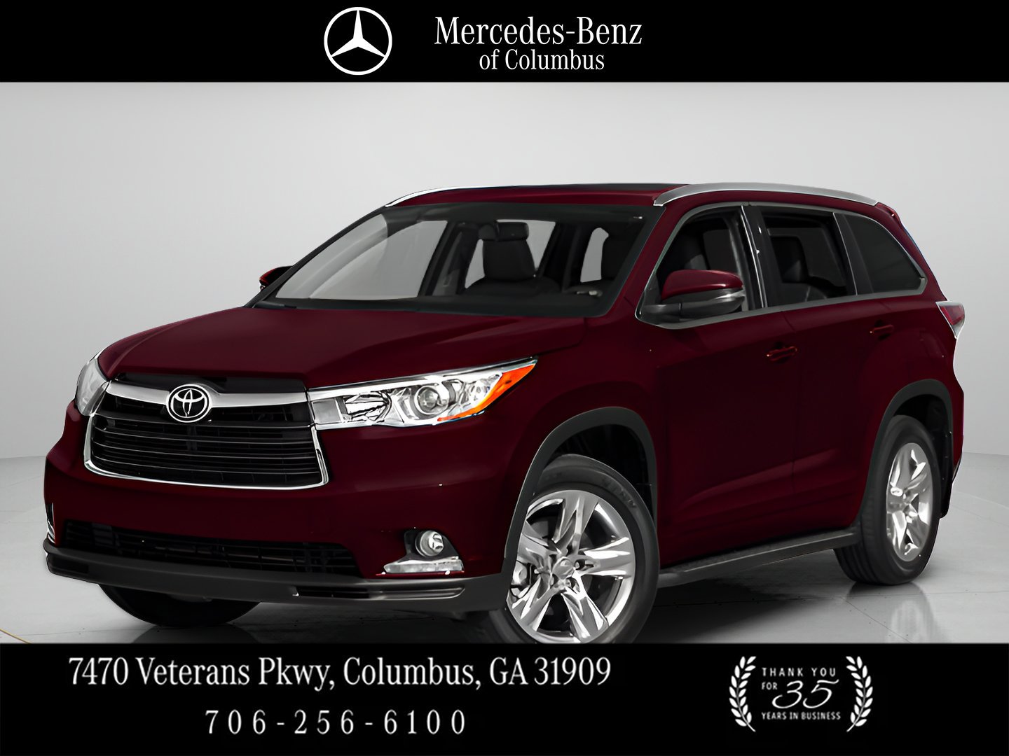 Used 2014 Attitude Black Metallic Toyota XLE image 1