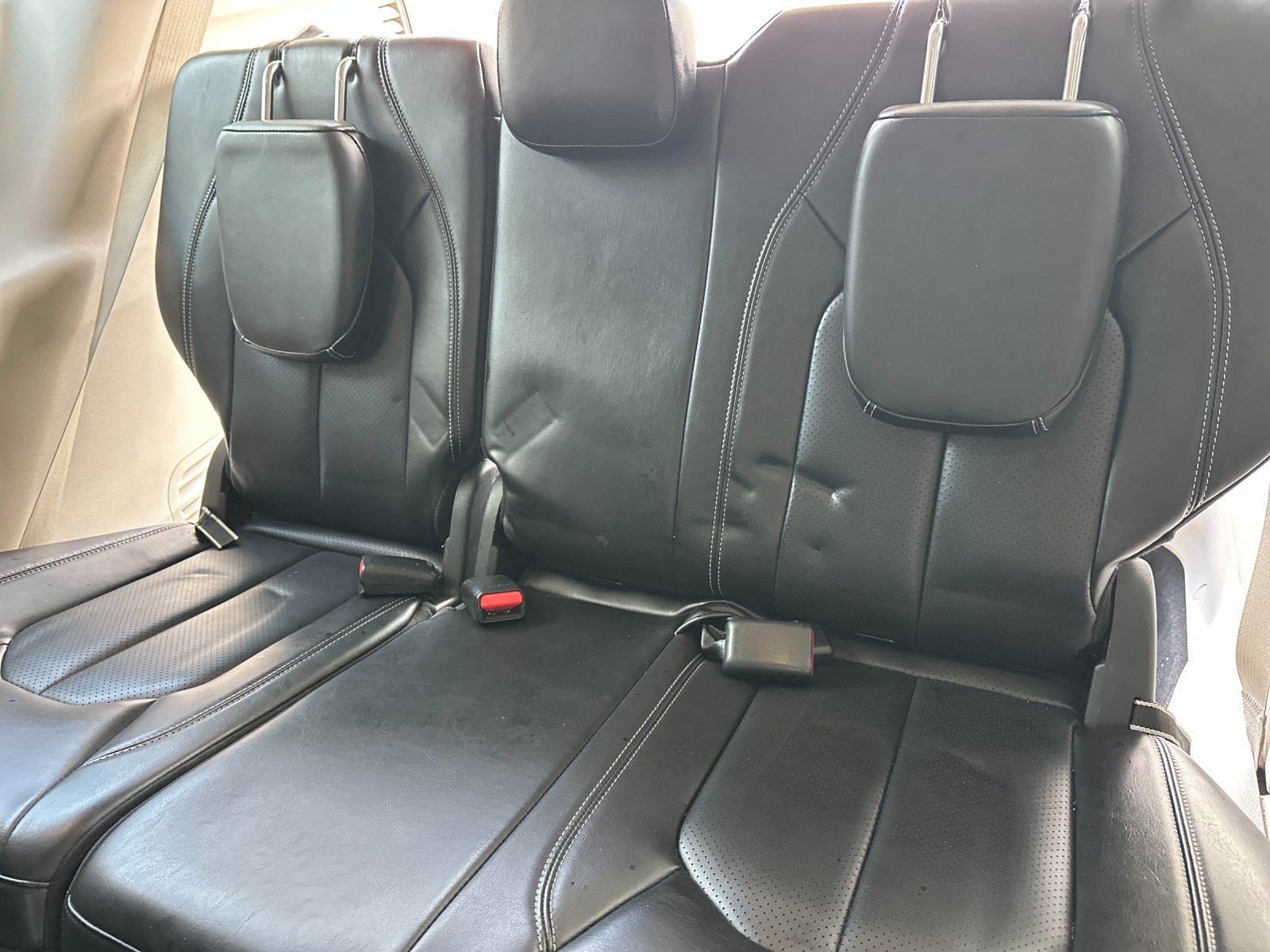 Used 2023 Bright White Clearcoat Chrysler Touring L 4D Passenger Van image 17