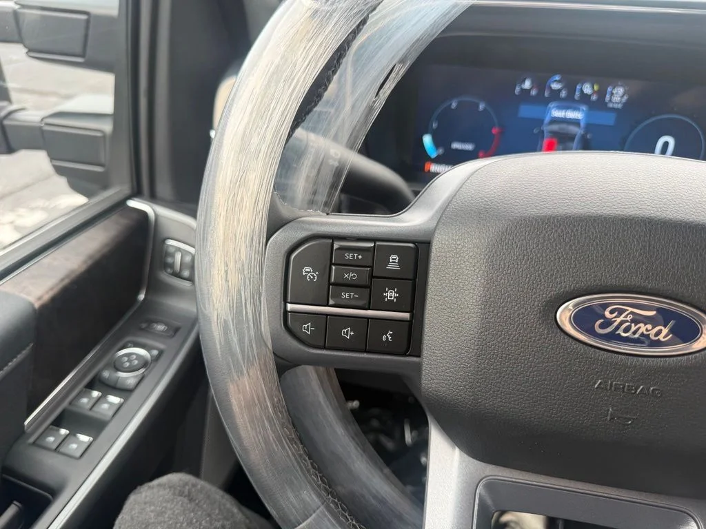 New 2026 Agate Black Metallic Ford F-450® Lariat® image 19