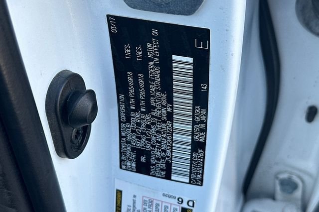 Used 2017  Lexus 460 image 34
