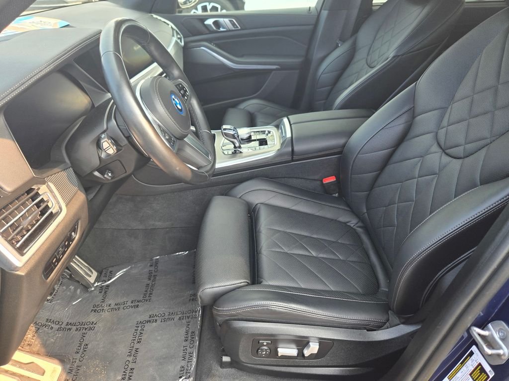Used 2023 Blue BMW xDrive45e image 11