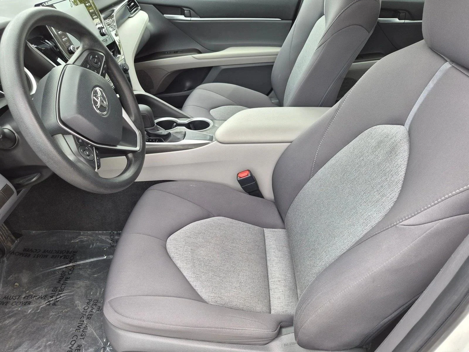 Used 2021 Super White Toyota LE image 16