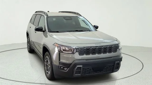 New 2026 Sting-Gray Clear-Coat Exterior Paint Jeep Laredo image 2