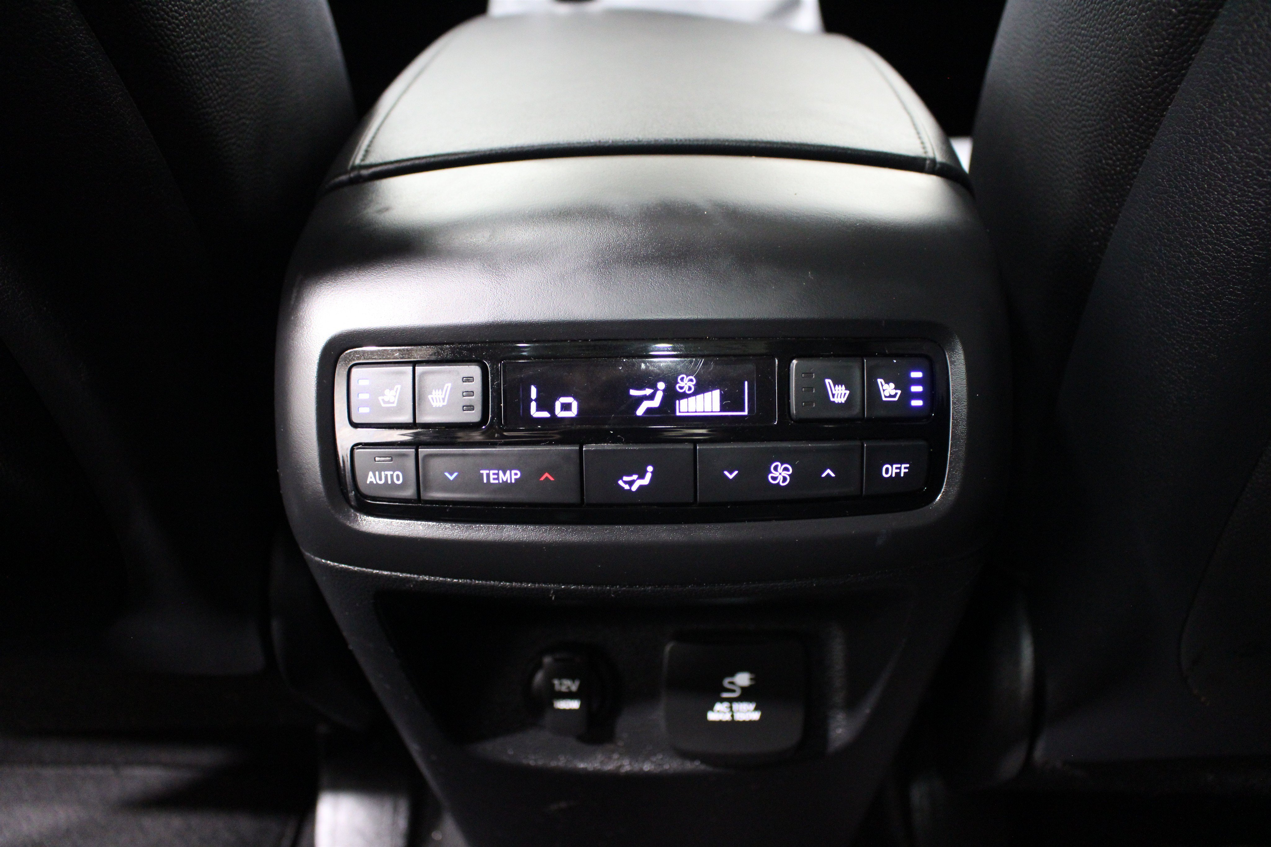 Used 2023 Abyss Black Pearl Hyundai Limited image 25