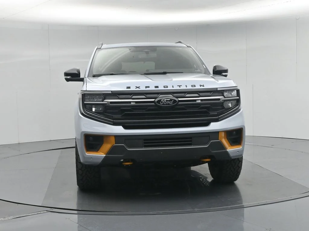 New 2026 Glacier Gray Metallic Tri-Coat Ford Tremor image 58