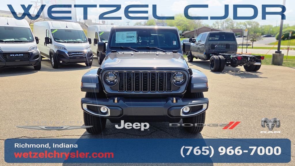 New 2026 Granite Crystal Metallic Clear-Coat Exterior Paint Jeep 85th Anniversary Edition image 2