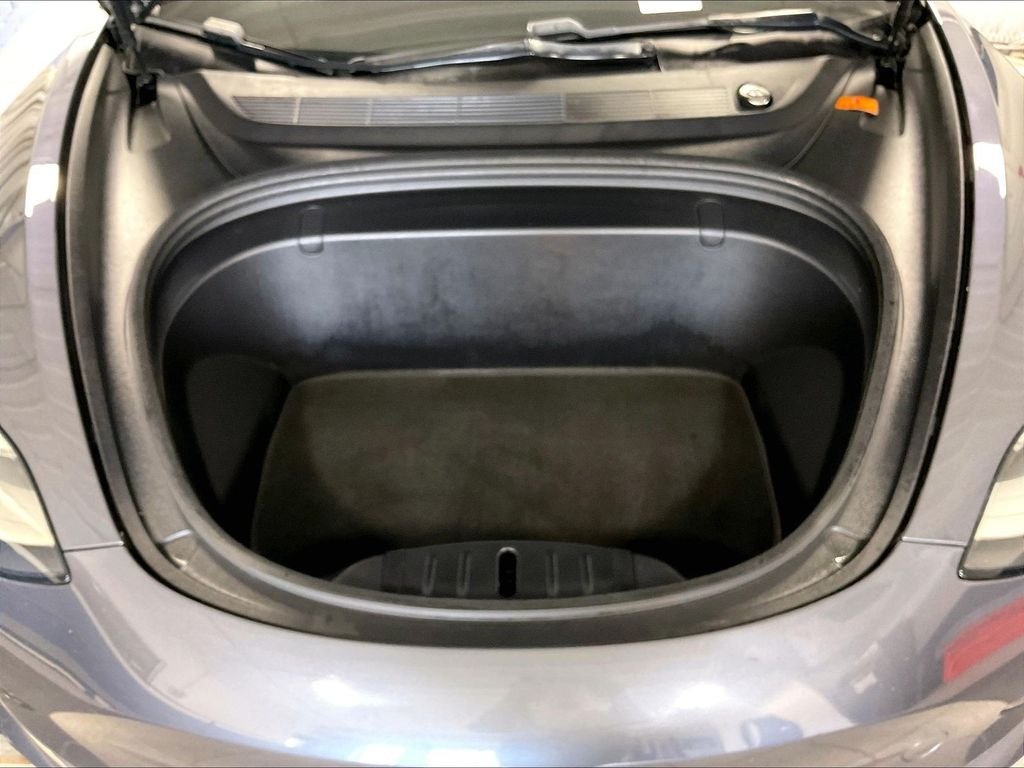 Used 2018 Gray Tesla Long Range image 29