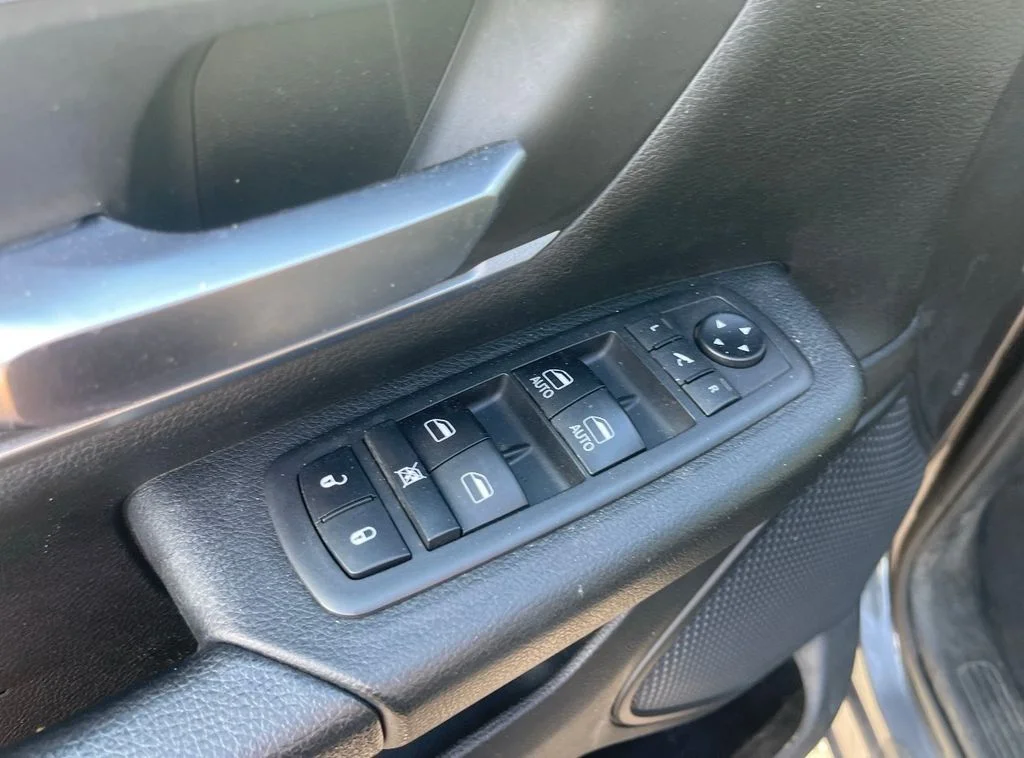 Used 2019 Gray Ram Big Horn/Lone Star image 15