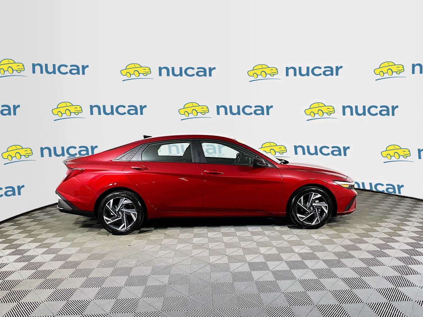 Used 2025 Ultimate Red Hyundai SEL Sport image 18