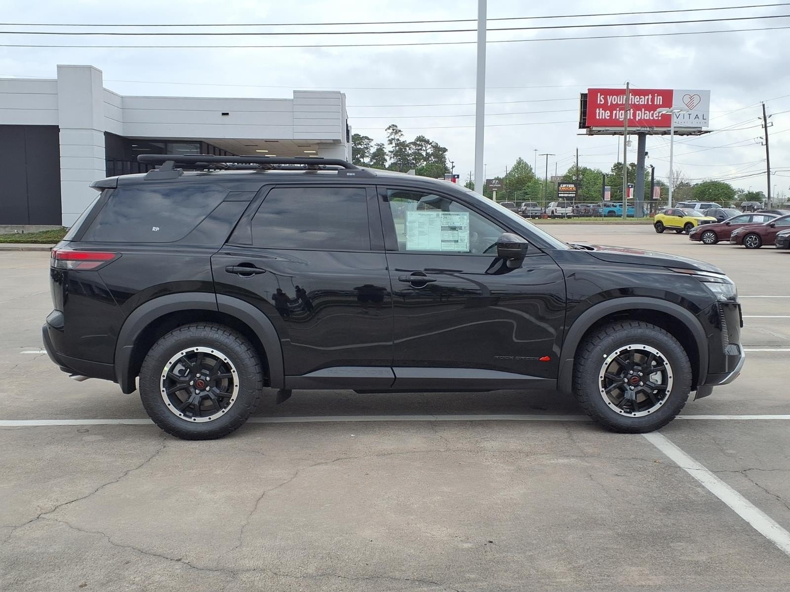2026 Nissan Pathfinder Rock Creek® Black at Robbins Nissan