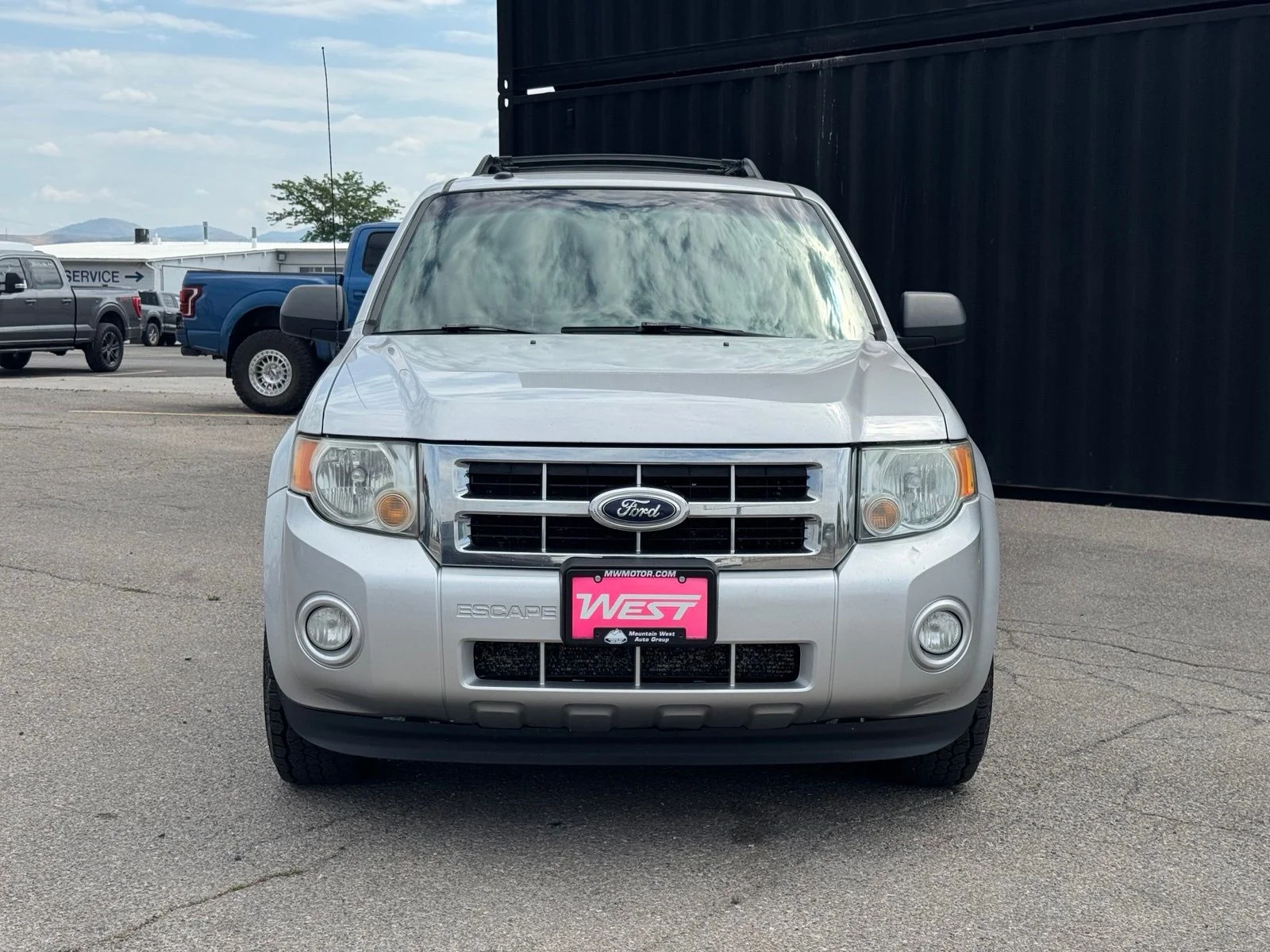 Used 2012 Silver Ford XLT image 2