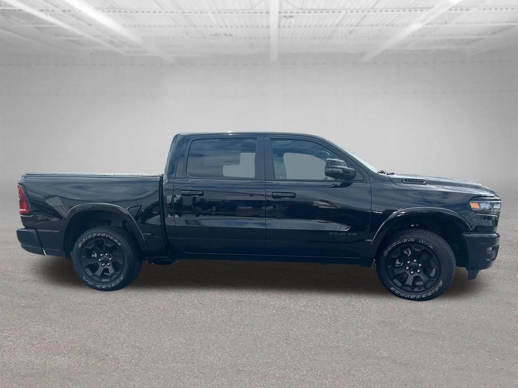 New 2026 Diamond Black Crystal Pearl-Coat Exterior Paint RAM Big Horn/Lone Star image 5