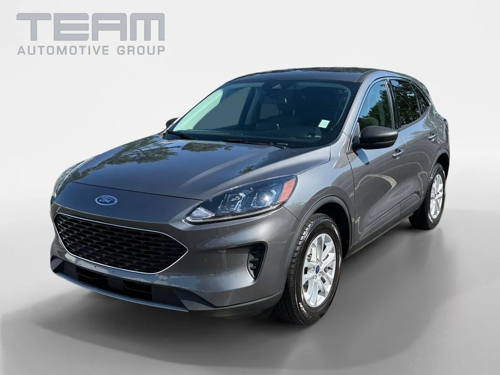Used 2022 Gray Ford SE image 3