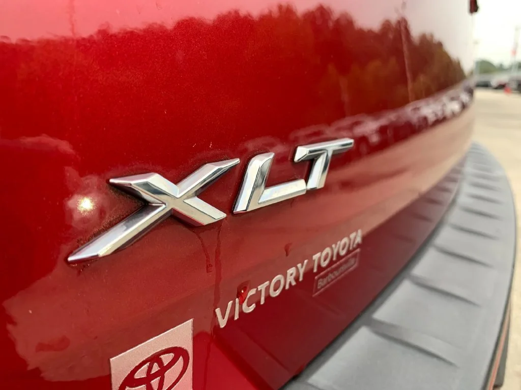 Used 2022 Red Ford XLT image 38
