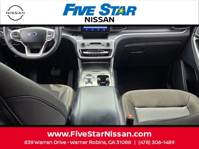 Used 2023 Silver Ford XLT image 7