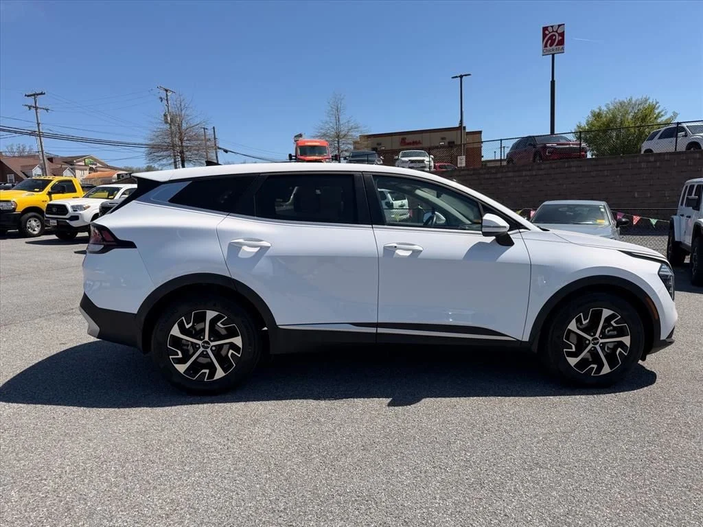 Used 2025 White Kia EX image 14